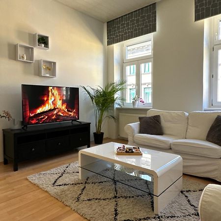 Charmante Zentral Gelegene Wohnung Vienna Esterno foto
